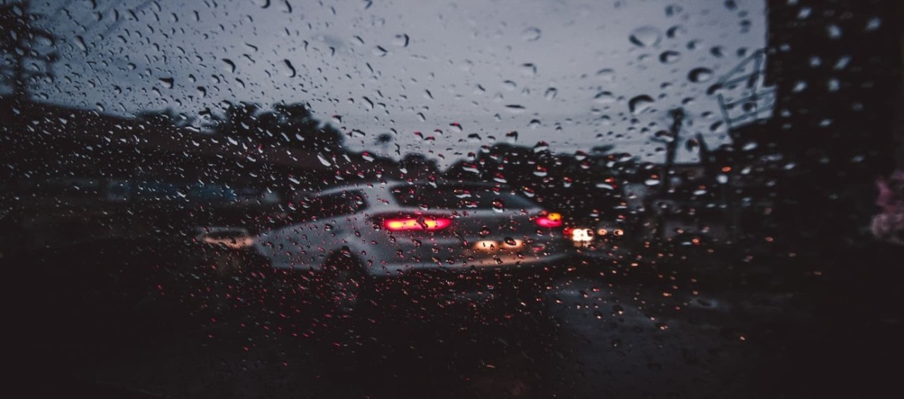 raindrops covering windowscreen